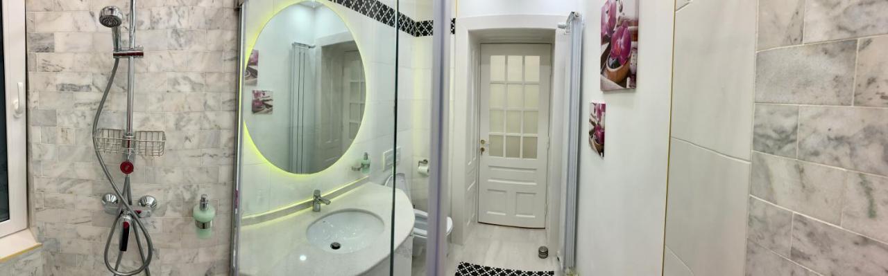 Victoria Luxury Apartment 11 Bucharest Exterior photo